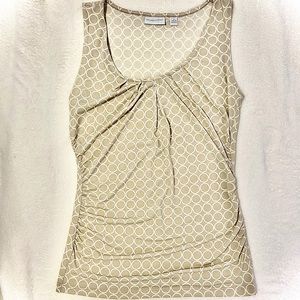 🎉New York & Company pattern sleeveless blouse☀️